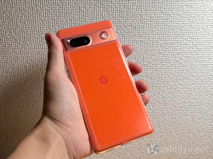 Pixel 7aのために作られた製品ので当たり前ではあるんですが、すき間なくぴったりフィット