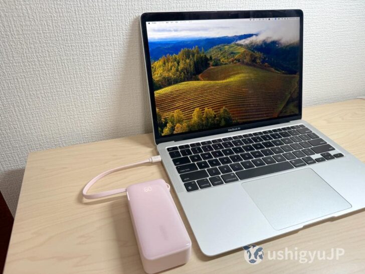 Anker Power Bank FusionでMacBook Airを充電