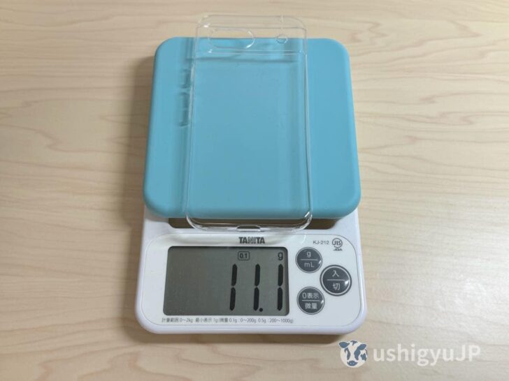 重量は実測値で11.1g（仕様では12.0g）