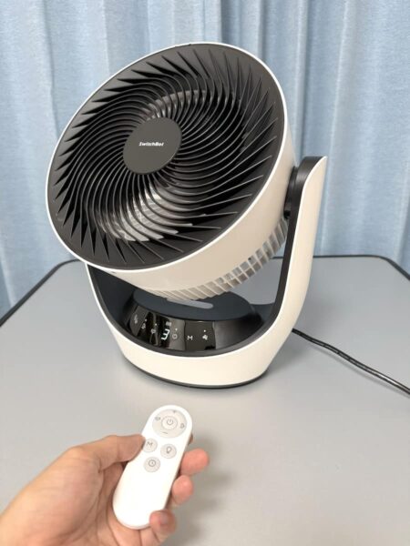 物理リモコンでの操作もできる